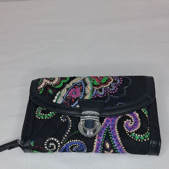Vera Bradley Handbags - VERA BRADLEY KIEV PAISLEY WRISTLET FTL-05-032